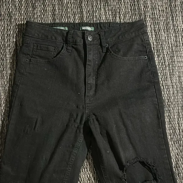 Wild Fable High Rise Skinny Distressed Jeans Black Size 4 - Image 3
