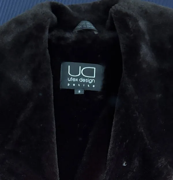 Vintage Full Length Faux Fur Coat – UD (Utex) Design – Size 8 - Image 8