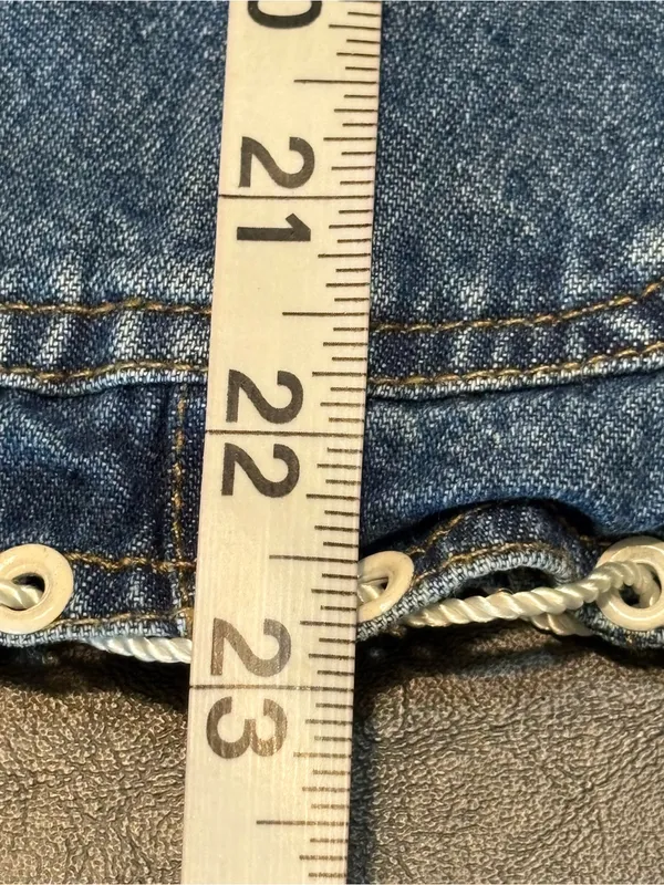 New Identity Vintage 100% cotton Blue Denim Jacket with Eyelet Trim size Large - Image 10