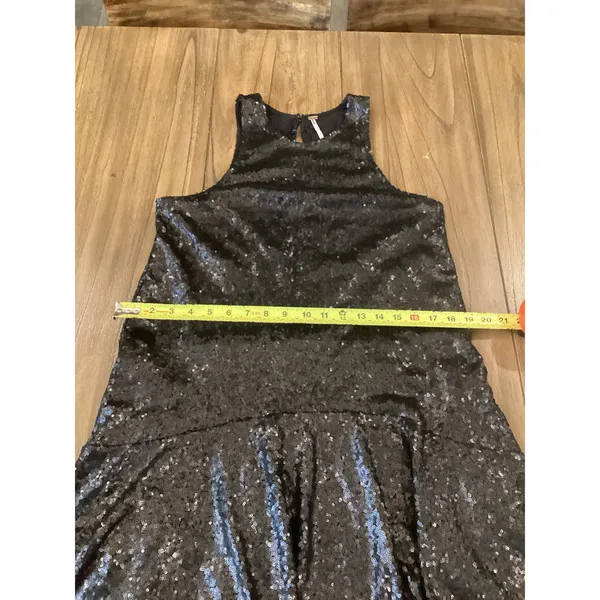 Free People night out Black Sequined Liquid Shine Party sleeveless halter dress - Image 5