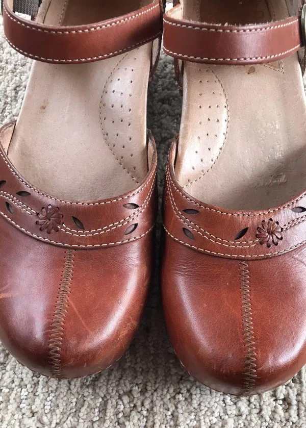 Dansko clog sandals- size 8 - Image 6