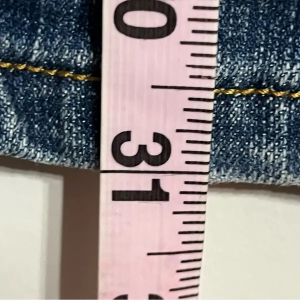 Levis 518 Juniors Size 13 Blue Super Low Stretch Bootcut Jeans Medium Wash‎ - Image 5
