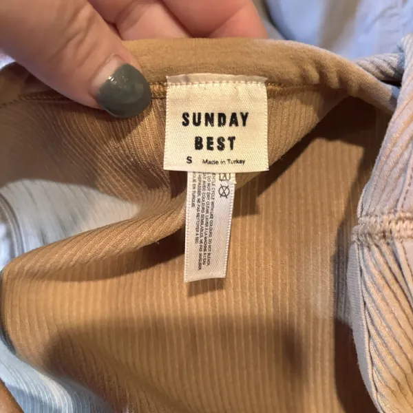 Aritzia Sunday Best‎ Ribbed Tank Top Camel Brown Sleeveless Stretch Knit Small - Image 4