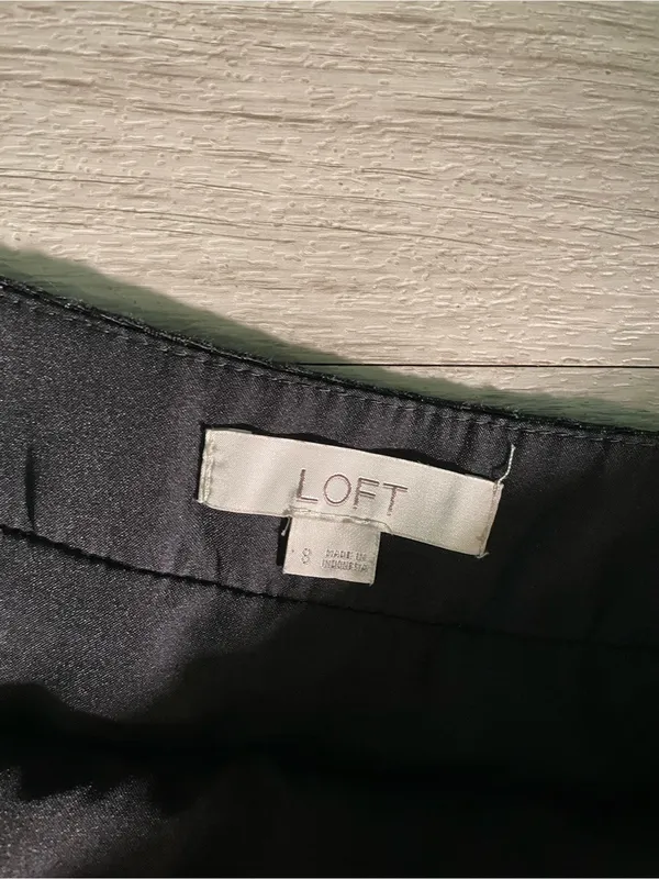 LOFT Black Mini Skirt with Subtle Floral Texture - Image 2