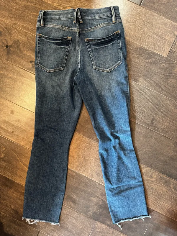 Good American Jeans - Image 4