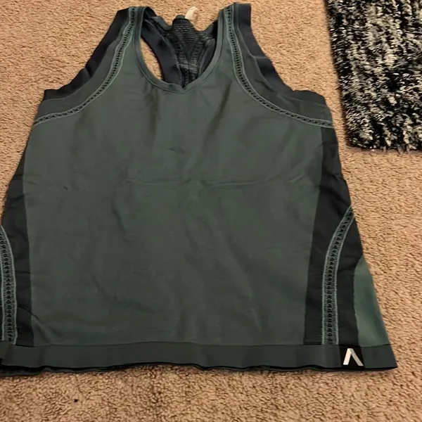 Athleta Allyson‎ Felix tank top M - Image 3