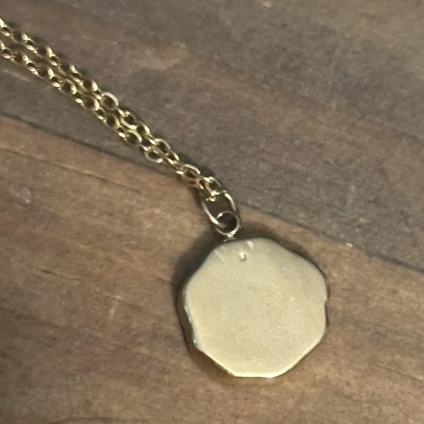 Gold tone SS enamel circle pendant with cross necklace - Image 4