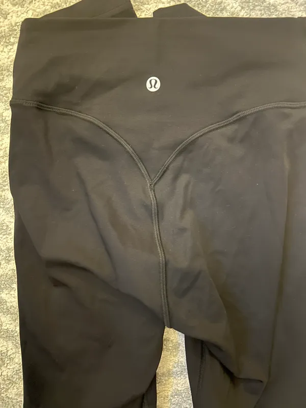 Lululemon Breeze Through Leggings - Image 4