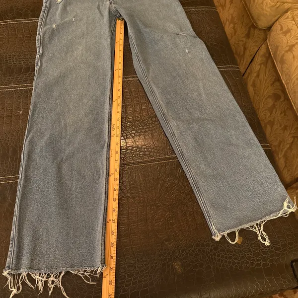 Hollister Ultra High-Rise Dad Jeans Distressed Raw Hem Size 6L W28 Long - Image 4