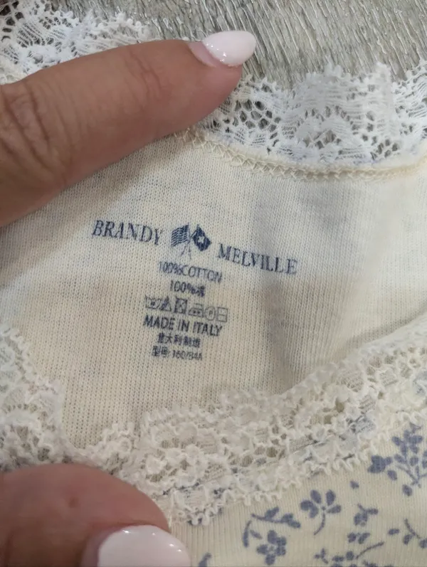 Brandy Melville Cream Floral Lace Trim Tank Top - Image 3