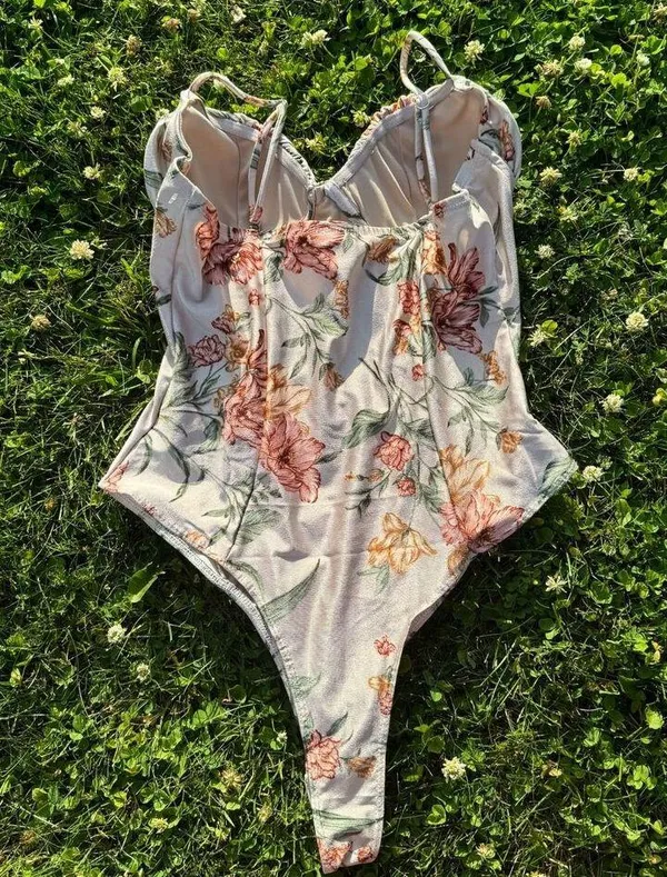 Romantic Pastel Floral Body Suit - Image 4
