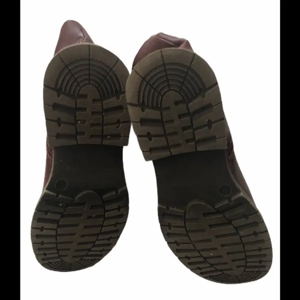 Steve Madden Maximus Burgundy Double Buckle Leather Boot Charcoal Sherpa Lined - Image 3