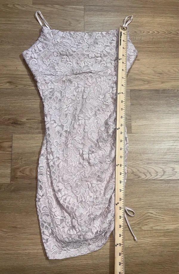 Honey and Rosie Size S Blush Pink Lace Ruched Midi Dress Bodycon - Image 6