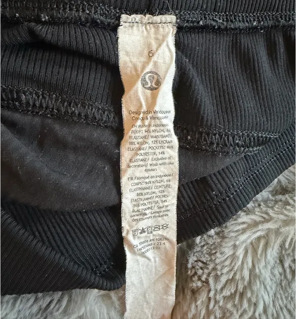 Lululemon Dance Studio Mid-Rise Joggers 6 Black - Image 3