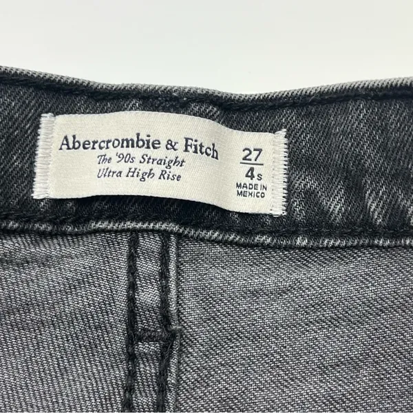 Abercrombie & Fitch 90s Straight‎ Ultra High Rise Womens Size 27 / 4 Black Jean - Image 2