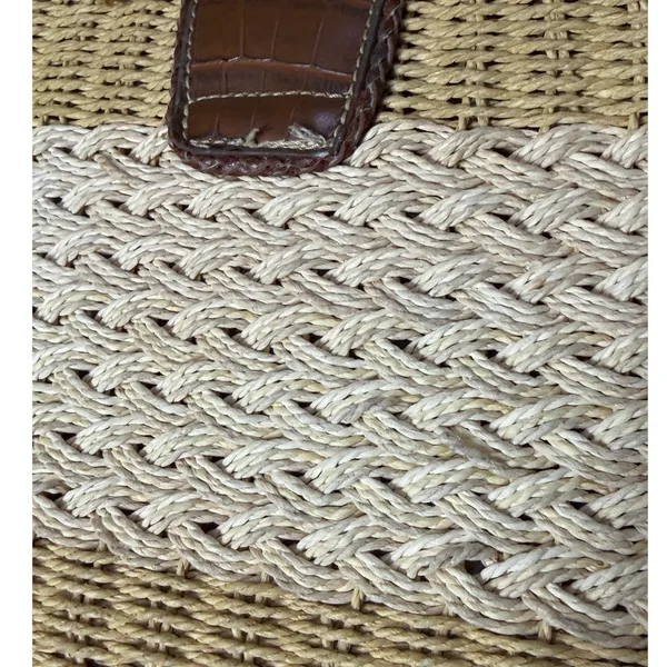 Vintage Coldwater Creek Woven Straw Shoulder Bag Brown Heart Medallion - Image 10