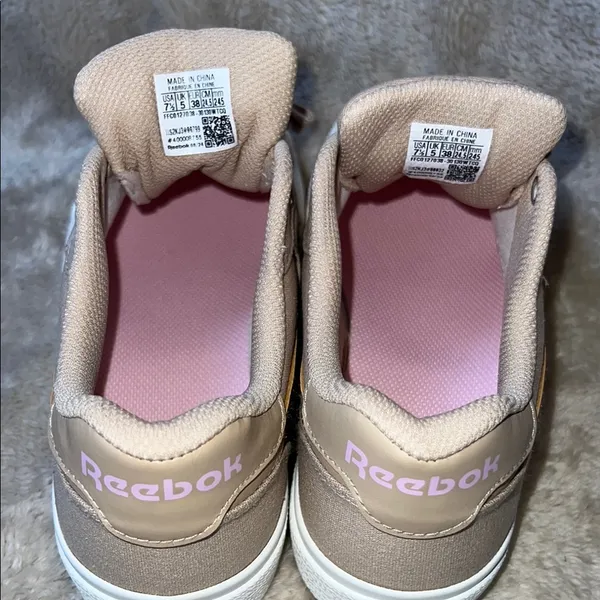 Reebok Tan‎ Suede Sneakers Modern Minimalist Design - Image 9
