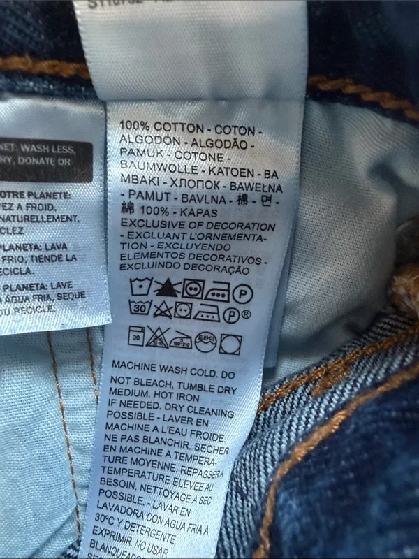 Levis 501 Premium Dark Wash Button Fly Jeans 28" Inseam Size 26 - Image 8
