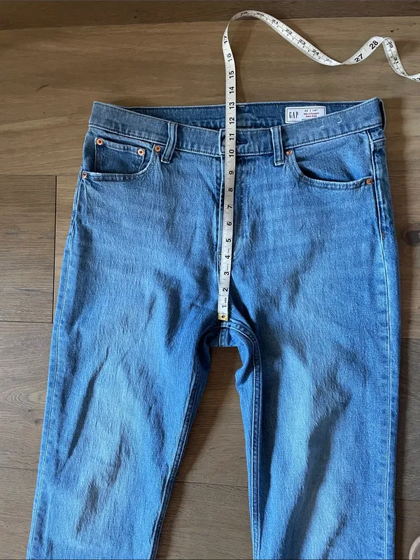 GAP | High Rise '90s Straight Jeans Size 32/14R - Image 9