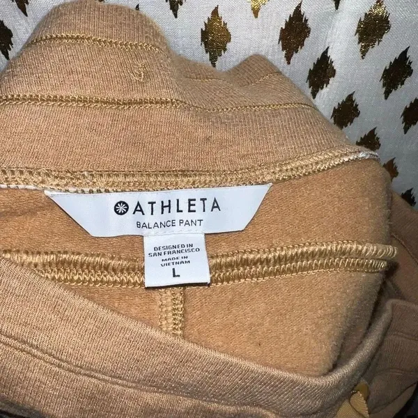 Athleta balance loungewear baggy comfy sweatpants tan nude size L - Image 5
