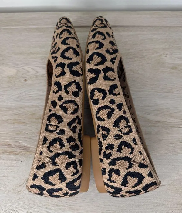 Vivaia Square-Toe V-Cut Flats Margot 2.0 Leopard Print size 40.5 - Image 3