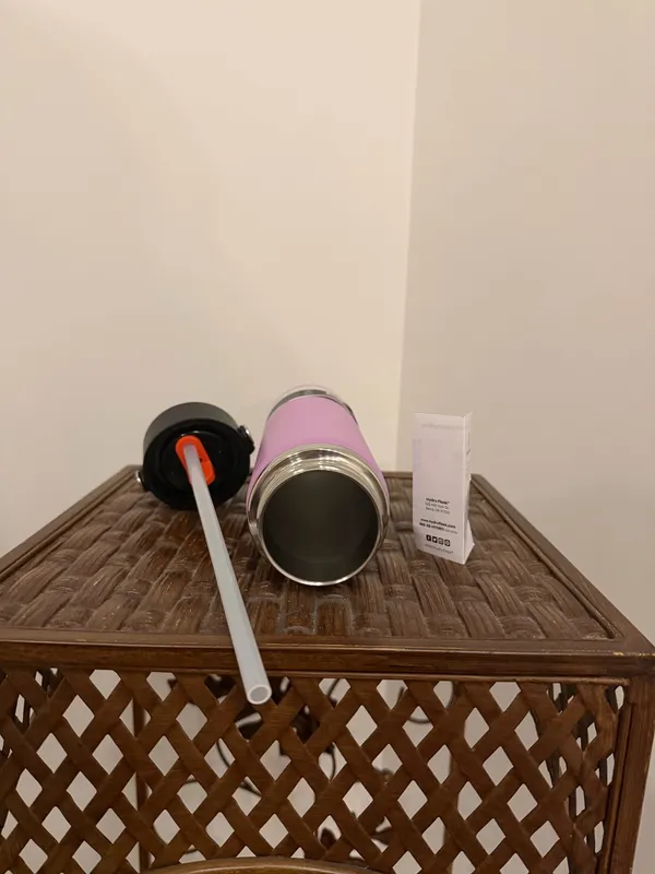 New Hydro Flask Bottle 24oz Purple - Image 5