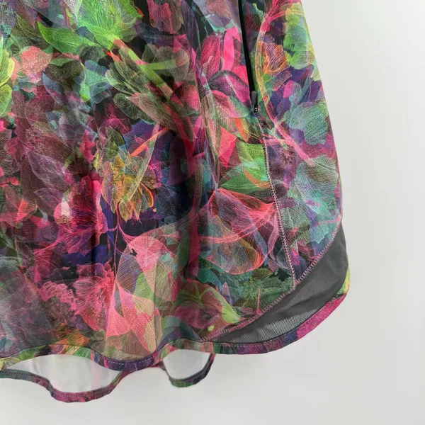 Lululemon Skirt Skort SZ 2 Hotty Hot Vivid Floral Run Athletic Lined High Rise - Image 10
