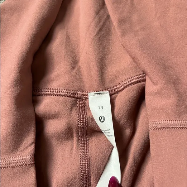 Lululemon Align Cropped Leggings - Image 3