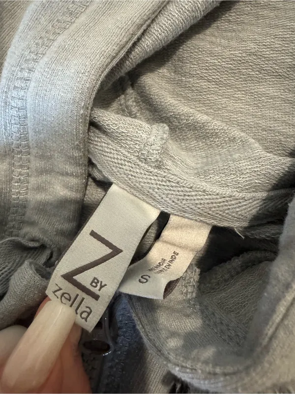 Zella Light Gray Zip-Up Hoodie Jacket - Image 3