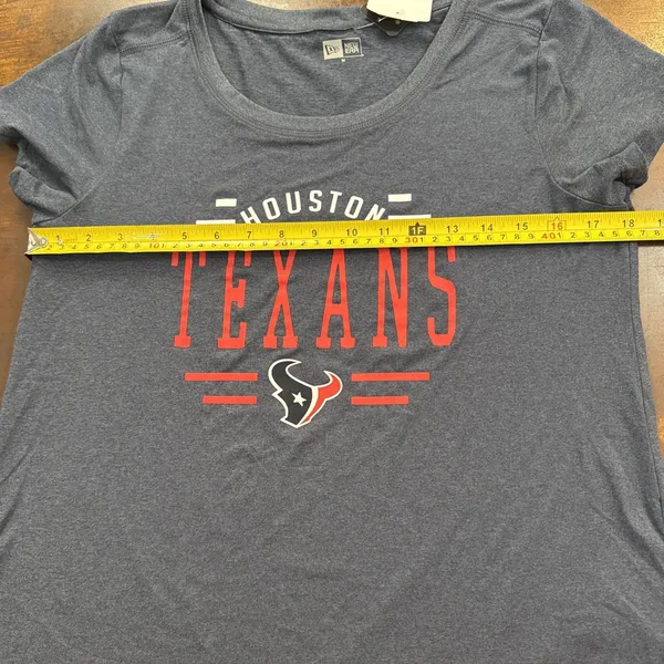 Houston Texans Women’s Medium new Era T-shirt Sportswear H-town tee casual NFL - Image 4