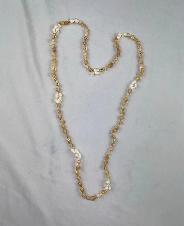 Seashell necklace Gold - Image 3