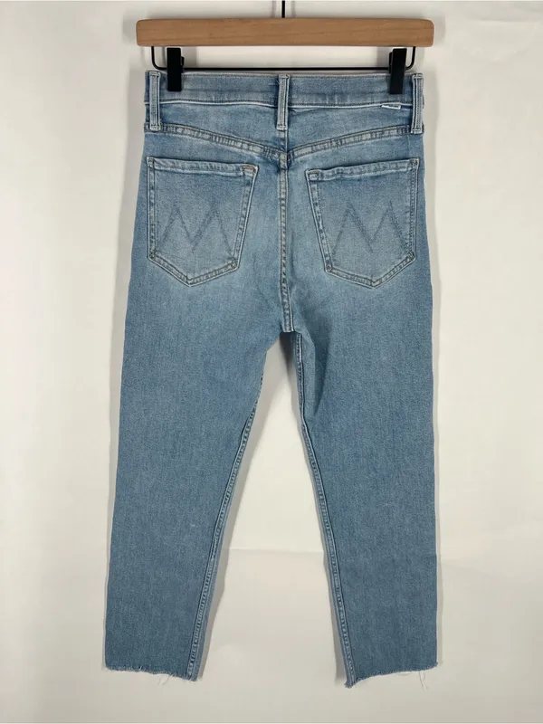 MOTHER‎ Tomcat Ankle Fray Jeans in Light Blue - Image 8