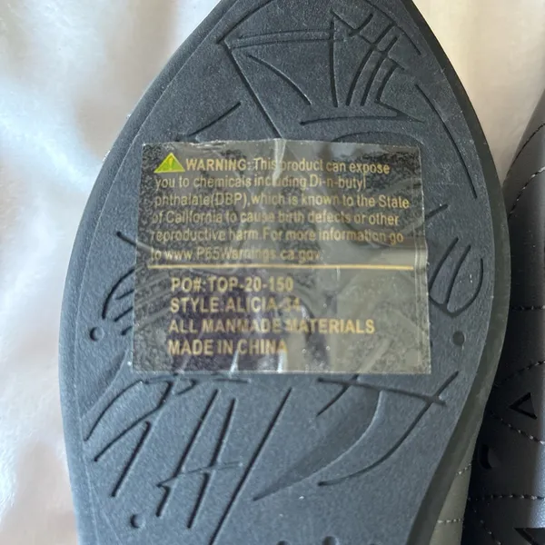 NEW Chic Dark Gray Scalloped Flats Size 5.5 - Image 5