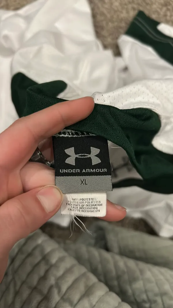 Under Armour jersey white and green - Image 2