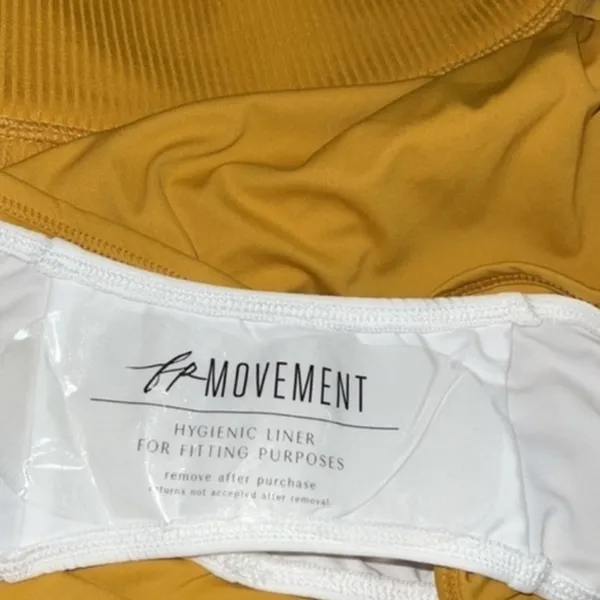 Free people movement Gametime in Shorts Mustard yellow - Image 3