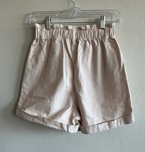 H&M Khaki Shorts - Image 5