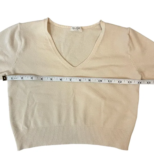 Brandy Melville John Galt Cream Cropped Top Knit VNeck Minimalist Preppy Sz XS-S - Image 4