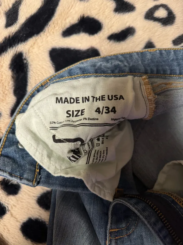 Light wash Olivia Kimes Jeans 4/34 - Image 4