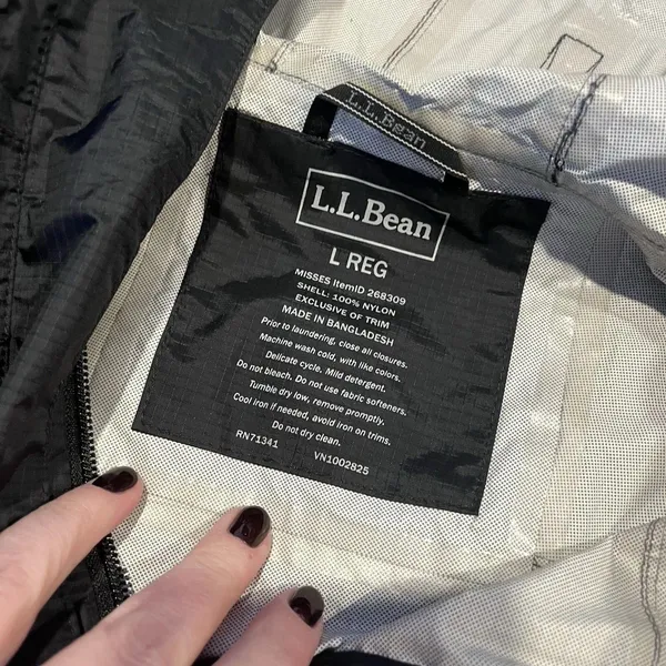 LL Bean Women TEK2 Jacket Hooded Waterproof Insulated Black L Large Regular - Image 10