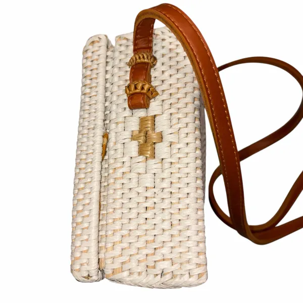 Urban Outfitters Harper White Rattan Wicker Straw Square Crossbody Purse Bag - Image 4