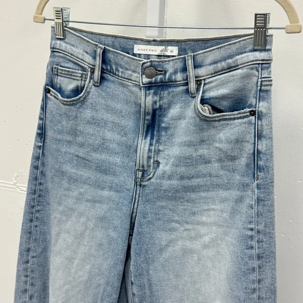 Altar'd State‎ High Rise Wide Leg Distressed Jeans Light Wash Raw Hem W26 - Image 3