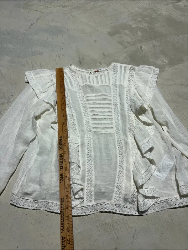Free People Women’s White Ruffle Lace Peasant Blouse small - Image 4