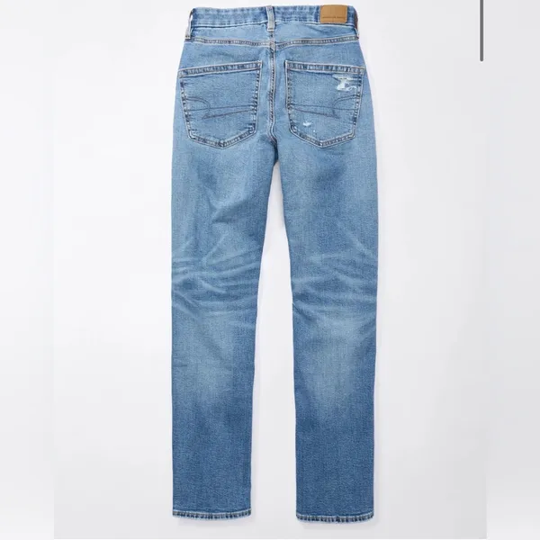 NWT Curvy Straight American Eagle Jeans 
Size:2 - Image 3