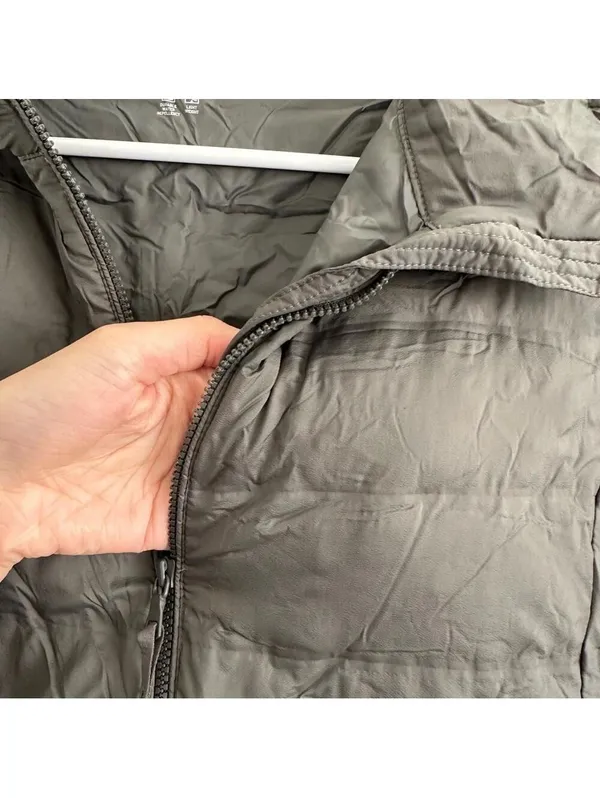 Uniqlo Ultra Light Down Zip Hooded Jacket DARK GREEN XS - Image 3