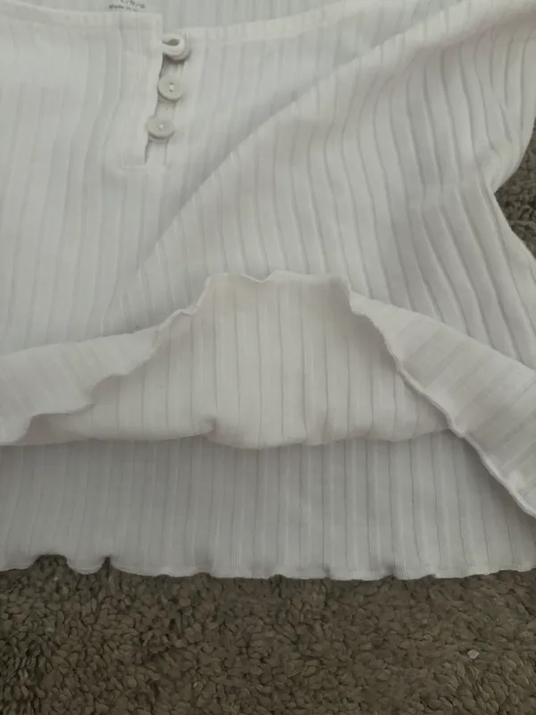 American Eagle Cropped Buttom Tank - Image 3