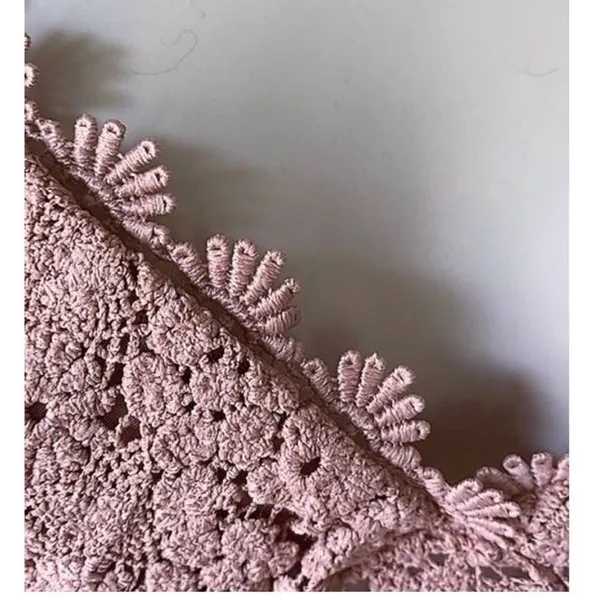 H & M Dusty Rose Crochet Lace Scalloped Edge Teddy Bodysuit ~ Women's Size LARGE - Image 4