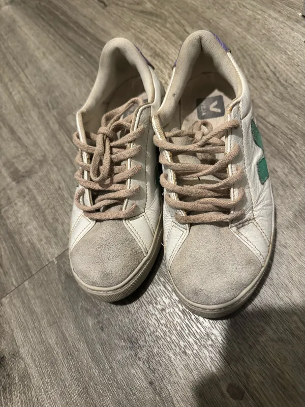 VEJA Sneakers - Image 2