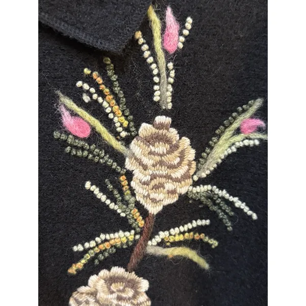 Susan Bristol Women Embroidered Cardigan Sweater Size Medium 100% Wool‎ 90's Y2K - Image 4