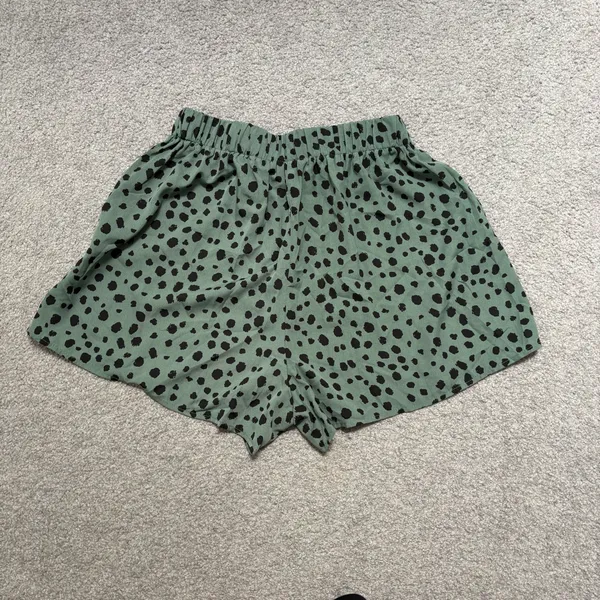 SHEIN Green and Black Dalmatian High Waisted Shorts - Image 2