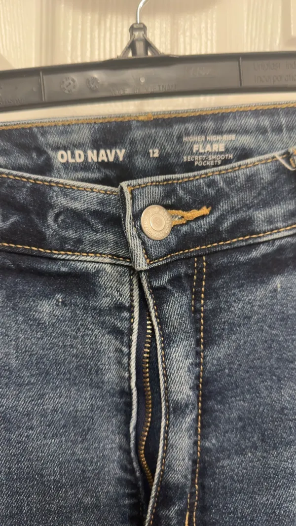 Old Navy Flare Jeans - Image 2